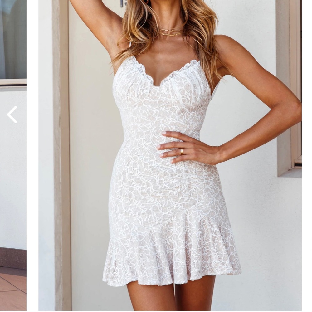 Selfie Leslie Dress